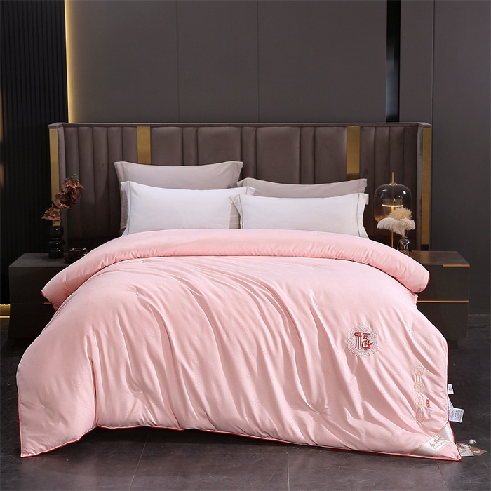 91家纺网 家纺一手货源 找家纺 芭芭棉家纺 2025春夏新款全棉纯棉百福被被子被芯 百福刺绣-玉