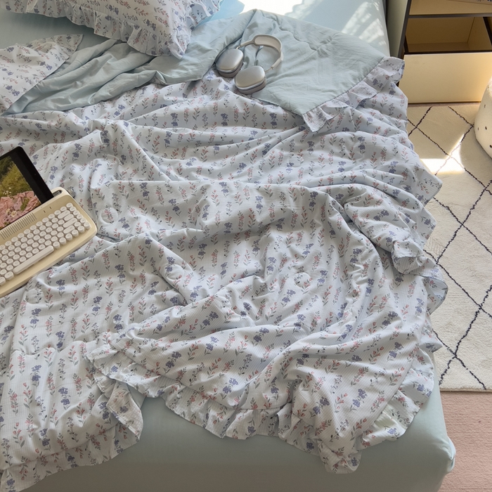 91家纺网 家纺一手货源 找家纺 希丞家居 2025新款小清新泡泡水洗棉夏被夏凉被空调被四件套 夏被-花青