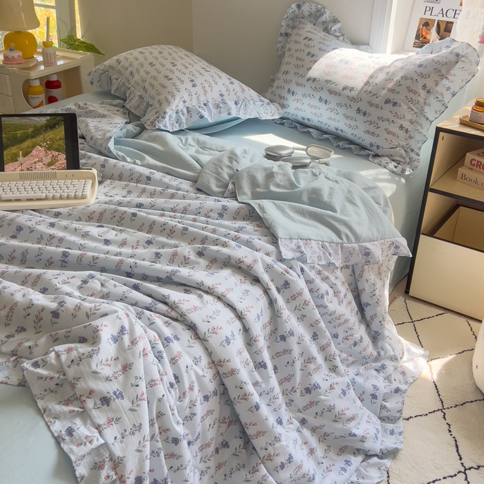 91家纺网 家纺一手货源 找家纺 希丞家居 2025新款小清新泡泡水洗棉夏被夏凉被空调被四件套 夏被-花青