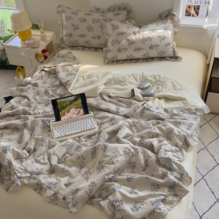 91家纺网 家纺一手货源 找家纺 希丞家居 2025新款小清新泡泡水洗棉夏被夏凉被空调被四件套 夏被-夏槿