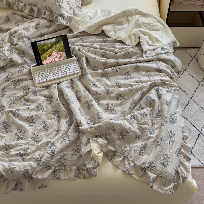 91家纺网 家纺一手货源 找家纺 希丞家居 2025新款小清新泡泡水洗棉夏被夏凉被空调被四件套 夏被-夏槿