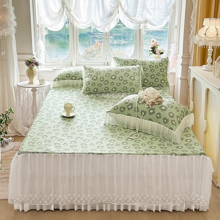 91家纺网 家纺一手货源 找家纺 芷卧 2025新款凉豆豆PE凉感刺绣双层花边床裙款冰豆豆凉席三件套（提供买家秀） 初夏-薄荷绿
