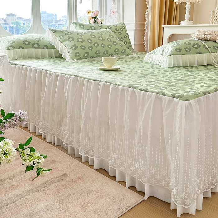91家纺网 家纺一手货源 找家纺 芷卧 2025新款凉豆豆PE凉感刺绣双层花边床裙款冰豆豆凉席三件套（提供买家秀） 初夏-薄荷绿