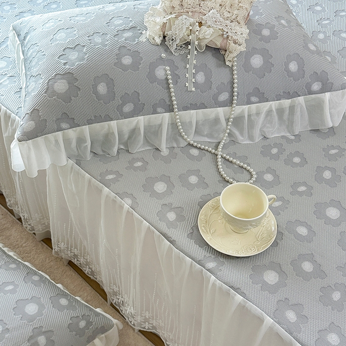 91家纺网 家纺一手货源 找家纺 芷卧 2025新款凉豆豆PE凉感刺绣双层花边床裙款冰豆豆凉席三件套（提供买家秀） 初夏-暮色灰