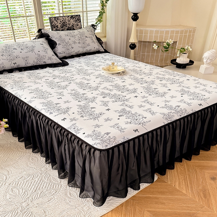 91家纺网 家纺一手货源 找家纺 大麦家纺 2025新款碳光冰丝软席子凉席-床裙款 半夏清风