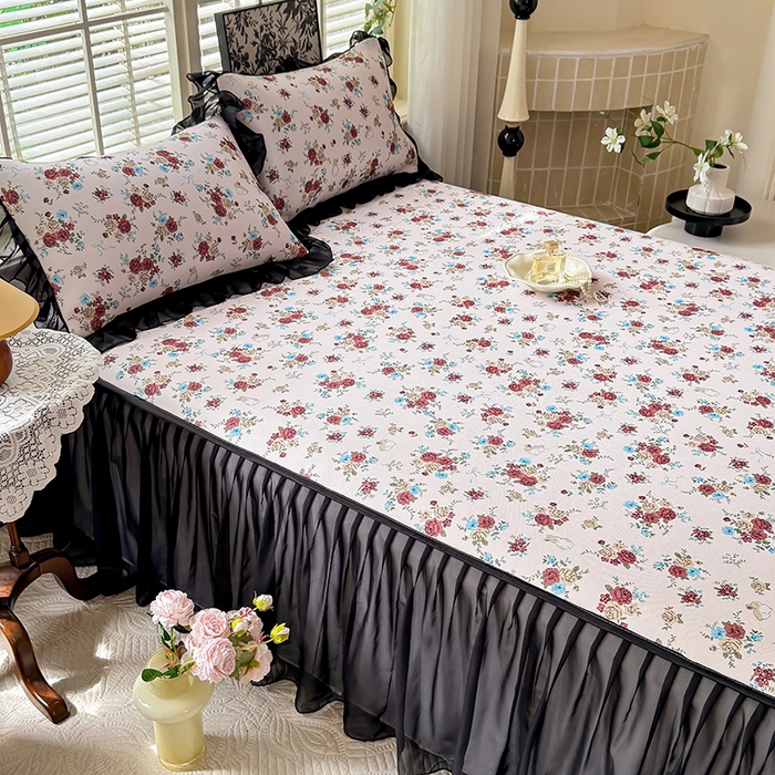 91家纺网 家纺一手货源 找家纺 大麦家纺 2025新款碳光冰丝软席子凉席-床裙款 春风细叶