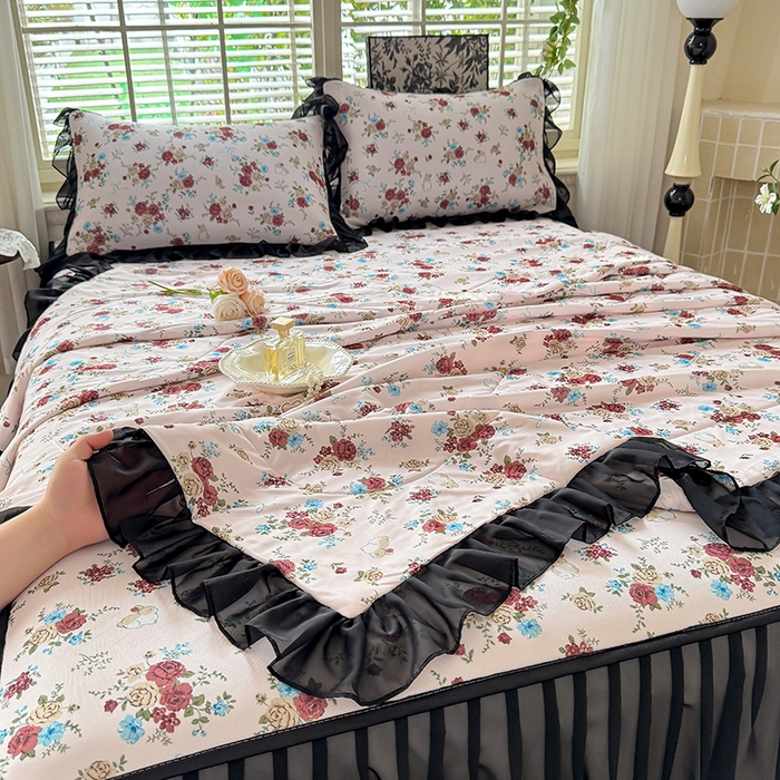 91家纺网 家纺一手货源 找家纺 大麦家纺 2025新款碳光冰丝软席子凉席-床裙款 春风细叶