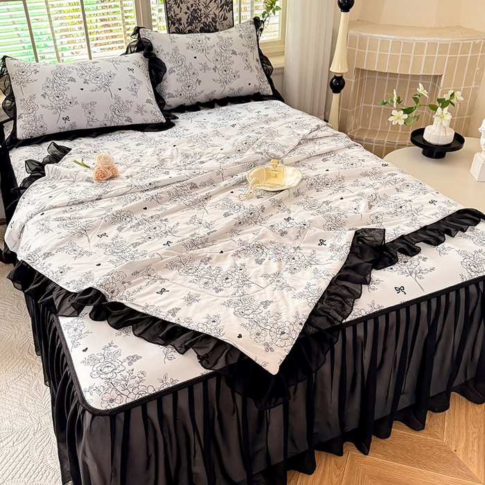 91家纺网 家纺一手货源 找家纺 大麦家纺 2025新款碳光冰丝软席子凉席-床裙款 半夏清风