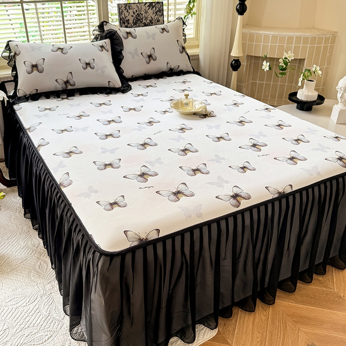 91家纺网 家纺一手货源 找家纺 大麦家纺 2025新款碳光冰丝软席子凉席-床裙款 蝶舞