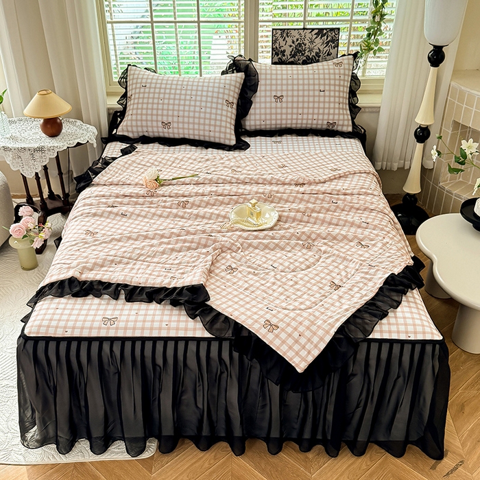 91家纺网 家纺一手货源 找家纺 大麦家纺 2025新款碳光冰丝软席子凉席-床裙款 布里奥