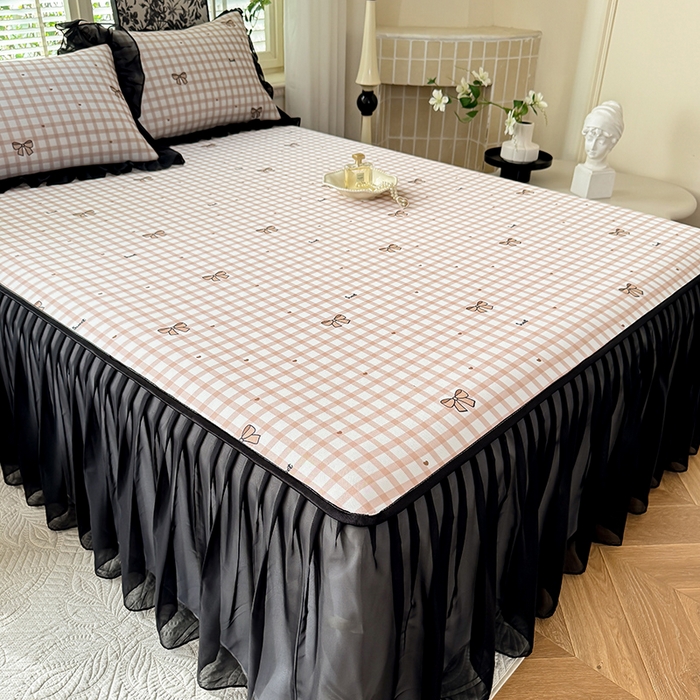 91家纺网 家纺一手货源 找家纺 大麦家纺 2025新款碳光冰丝软席子凉席-床裙款 布里奥