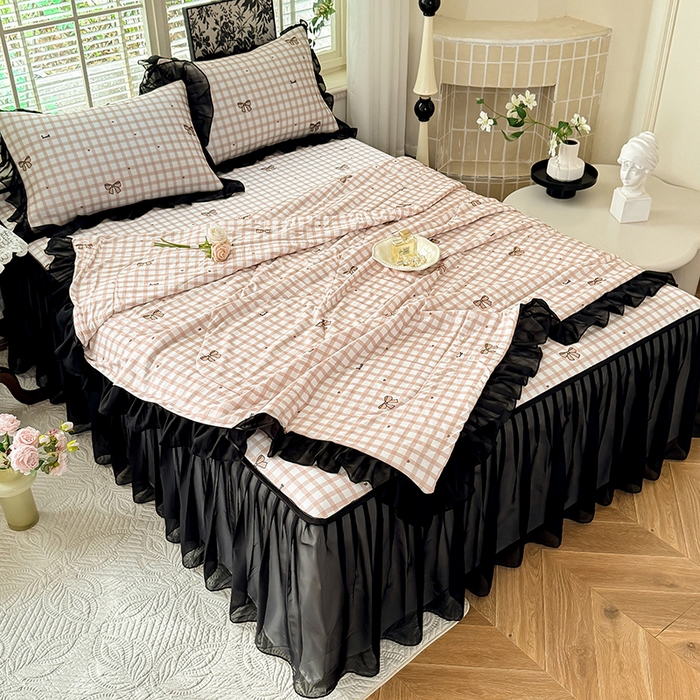 91家纺网 家纺一手货源 找家纺 大麦家纺 2025新款碳光冰丝软席子凉席-床裙款 布里奥