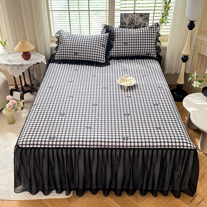 91家纺网 家纺一手货源 找家纺 大麦家纺 2025新款碳光冰丝软席子凉席-床裙款 清格