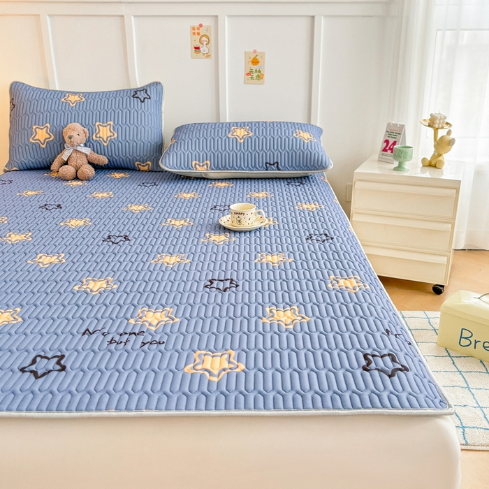 91家纺网 家纺一手货源 找家纺 （总）爱思凯家纺 2025新款【印花成人0.3 乳胶凉席】清新0.3 乳胶条席款