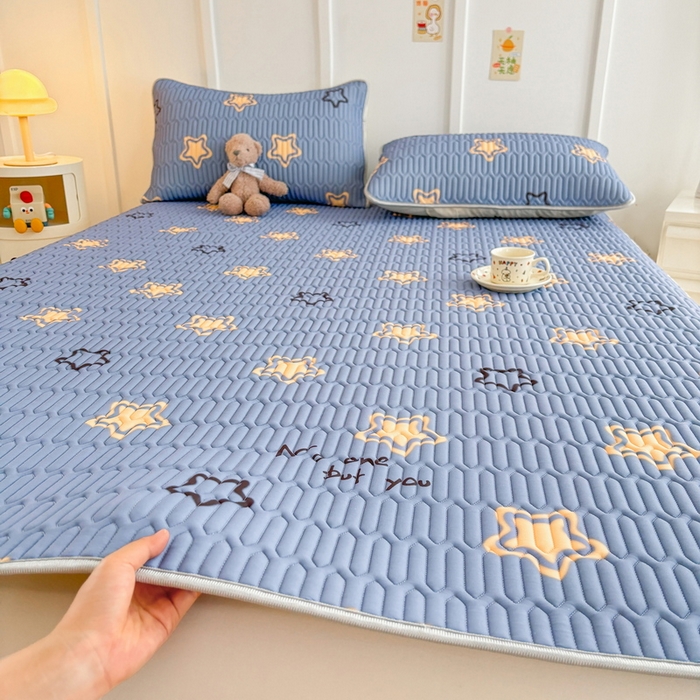 91家纺网 家纺一手货源 找家纺 （总）爱思凯家纺 2025新款【印花成人0.3 乳胶凉席】清新0.3 乳胶条席款