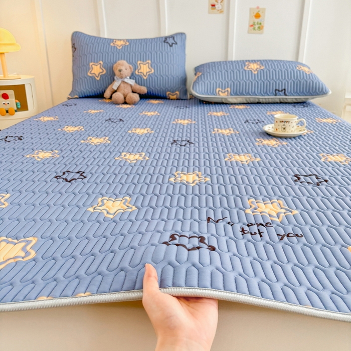 91家纺网 家纺一手货源 找家纺 （总）爱思凯家纺 2025新款【印花成人0.3 乳胶凉席】清新0.3 乳胶条席款