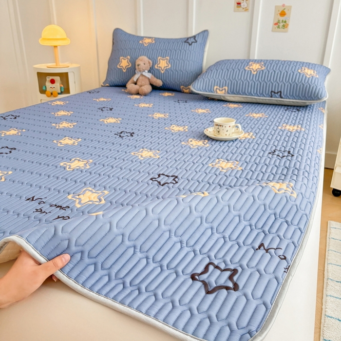 91家纺网 家纺一手货源 找家纺 （总）爱思凯家纺 2025新款【印花成人0.3 乳胶凉席】清新0.3 乳胶条席款