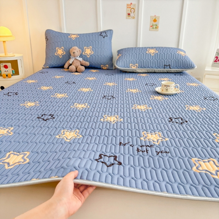 91家纺网 家纺一手货源 找家纺 （总）爱思凯家纺 2025新款【印花成人0.3 乳胶凉席】清新0.3 乳胶条席款