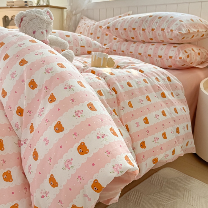 91家纺网 家纺一手货源 找家纺 丝芙妮家居（原乐视家纺） 2025春夏新款水洗皱皱棉印花四件套 焦糖小熊