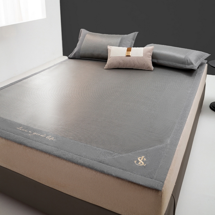 91家纺网 家纺一手货源 找家纺 宜家坊 2025新款A类纯色绣花冰藤席凉席三件套 典雅灰-床席款