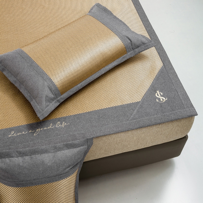 91家纺网 家纺一手货源 找家纺 宜家坊 2025新款A类纯色绣花冰藤席凉席三件套 曙光金-床席款