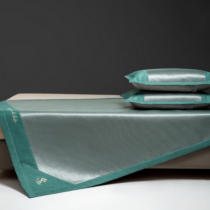 91家纺网 家纺一手货源 找家纺 宜家坊 2025新款A类纯色绣花冰藤席凉席三件套 松花绿-床席款