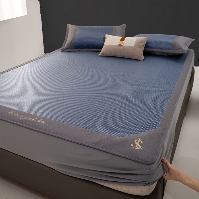 宜家坊 2025新款A类纯色绣花冰藤席凉席三件套 藏蓝-床笠款