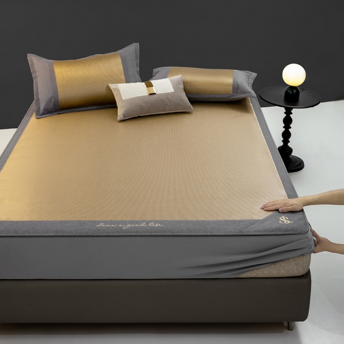 91家纺网 家纺一手货源 找家纺 宜家坊 2025新款A类纯色绣花冰藤席凉席三件套 曙光金-床笠款