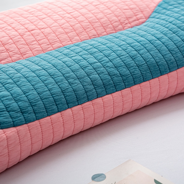 91家纺网 家纺一手货源 找家纺 萌番宝全荞麦壳枕芯全棉砂洗三维立体分区荞麦颈椎枕纯植物草本薰衣草枕头 蓝+粉色