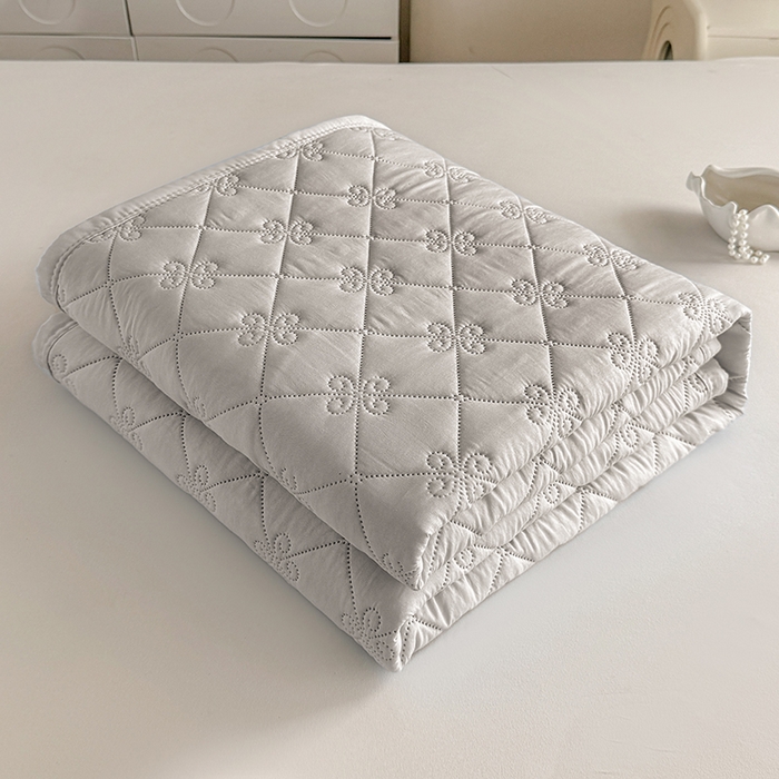 91家纺网 家纺一手货源 找家纺 2025新款亲肤舒适水洗棉夏被 水洗棉-灰