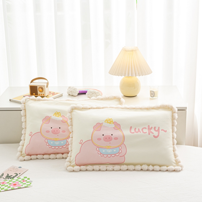 91家纺网 家纺一手货源 找家纺 萌番宝 2025新款100支云柔全棉磨毛儿童枕套卡通单件单枕套 萌猪