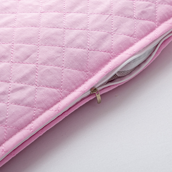 91家纺网 家纺一手货源 找家纺 萌番宝 2025新款简约纯色全棉纯棉全荞麦枕表面多道绗缝内胆可脱卸枕头枕芯 粉红全荞麦枕