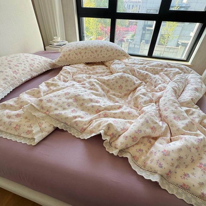 91家纺网 家纺一手货源 找家纺 8+8 （花型持续更新中）2025新款全棉双层纱镂空花边/皱皱花边四件套 梦露