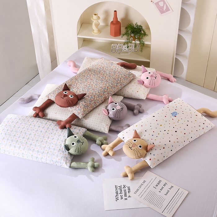 91家纺网 家纺一手货源 找家纺 （总）蔻眠 2025新款全棉双层纱卡通荞麦枕芯儿童学生成人护颈枕哇噻猫