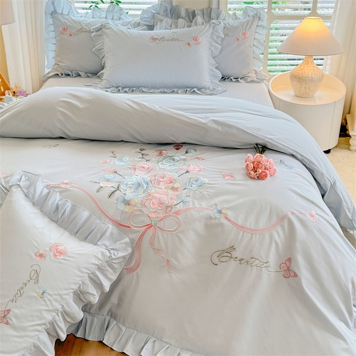 91家纺网 家纺一手货源 找家纺 （总）绒棉世家 2025新款韩版贴布绣刺绣四件套-花蔓