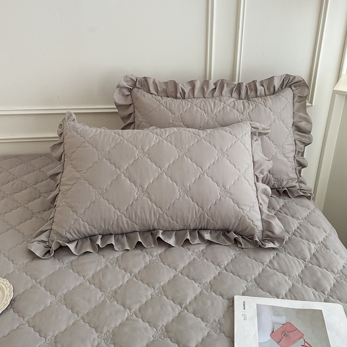 91家纺网 家纺一手货源 找家纺 怡源梦 2025新款蝴蝶飞飞系列 A类全包夹棉床头罩 灰色