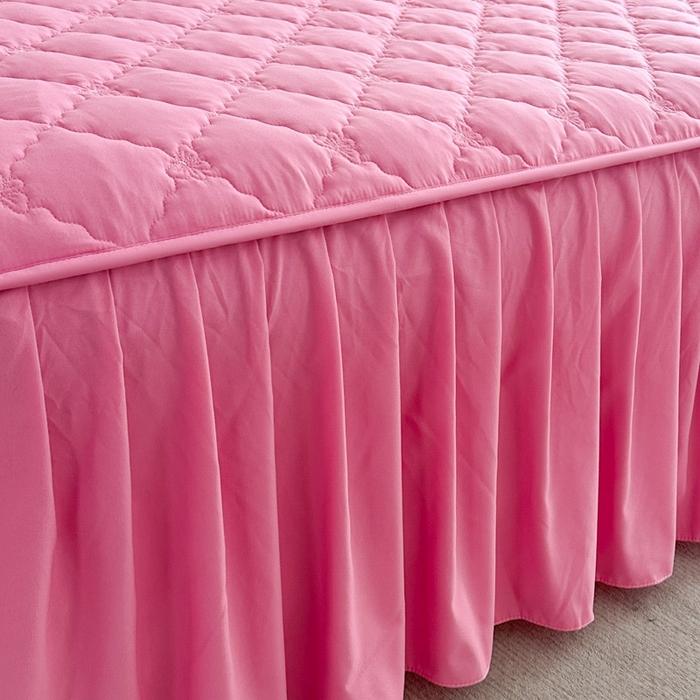 91家纺网 家纺一手货源 找家纺 2025新款蝴蝶飞飞系列 --A类亲肤棉床裙床笠二合一 粉色