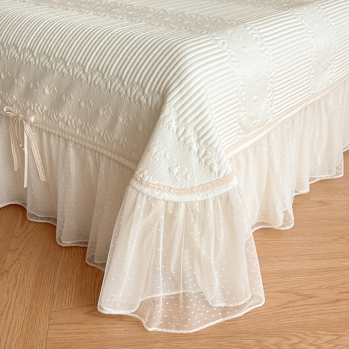 91家纺网 家纺一手货源 找家纺 蓝邻家纺 2025年新款PE提花海岛皱花边织带款凉席系列 羽希-米白