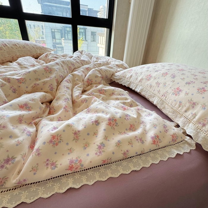 91家纺网 家纺一手货源 找家纺 8+8 （花型持续更新中）2025新款全棉双层纱镂空花边/皱皱花边四件套 梦露