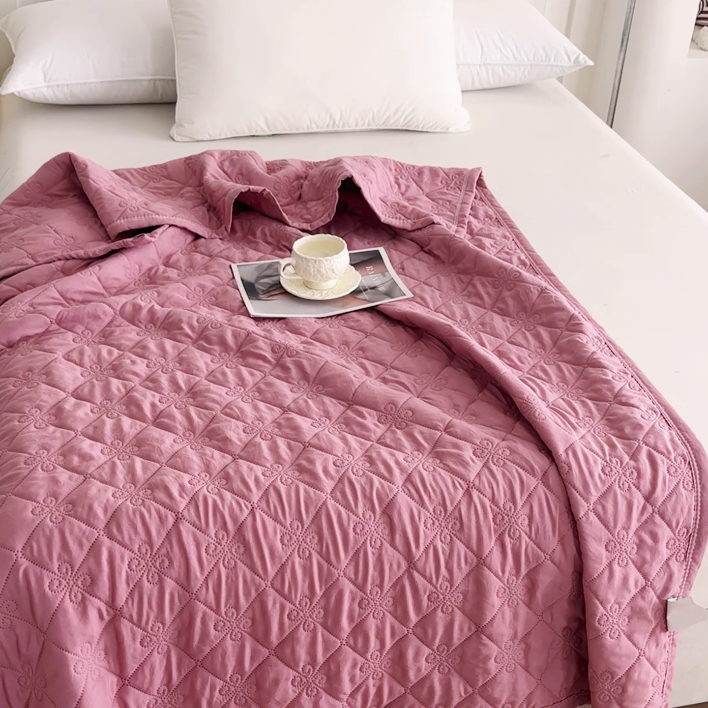 91家纺网 家纺一手货源 找家纺 2025新款亲肤舒适水洗棉夏被 水洗棉-粉紫