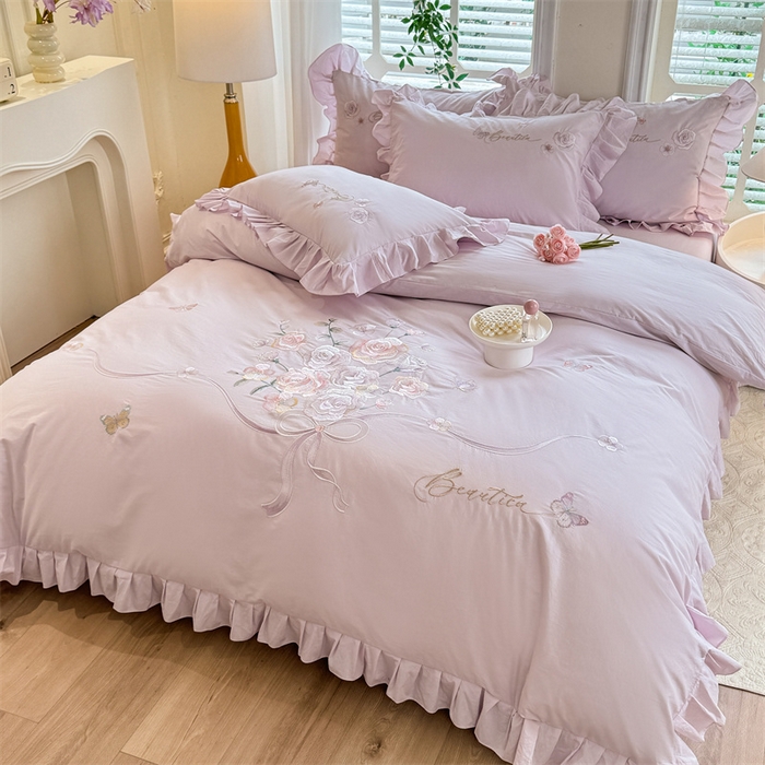 91家纺网 家纺一手货源 找家纺 绒棉世家 2025新款韩版贴布绣刺绣四件套-花蔓 花蔓-雅紫