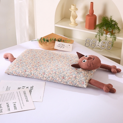 91家纺网 家纺一手货源 找家纺 （总）蔻眠 2025新款全棉双层纱卡通荞麦枕芯儿童学生成人护颈枕哇噻猫