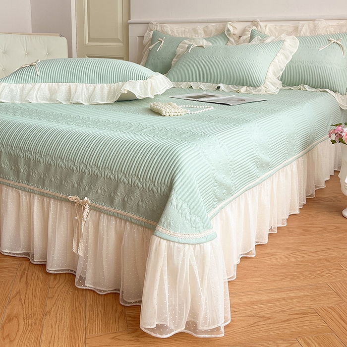 91家纺网 家纺一手货源 找家纺 蓝邻家纺 2025年新款PE提花海岛皱花边织带款凉席系列 羽希-抹茶绿