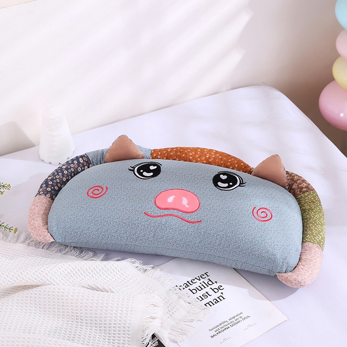 91家纺网 家纺一手货源 找家纺 （总）蔻眠 2025新款全棉卡通荞麦枕芯儿童学生成人护颈枕萌萌猪