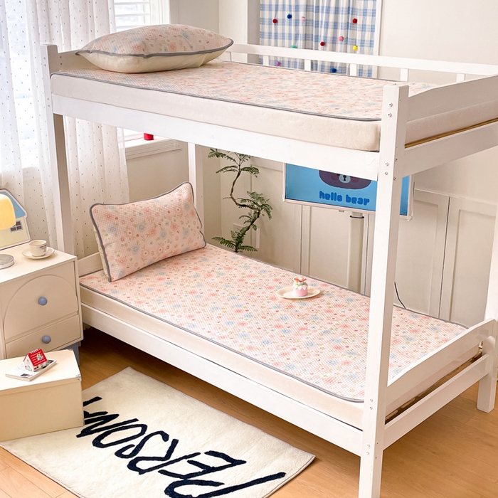 91家纺网 家纺一手货源 找家纺 川悦生活 2025新款大阪凉豆豆学生床凉感凉席 甜梦少女