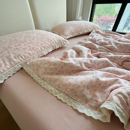 91家纺网 家纺一手货源 找家纺 （总）8+8 （花型持续更新中）2025新款全棉双层纱镂空花边/皱皱花边四件套