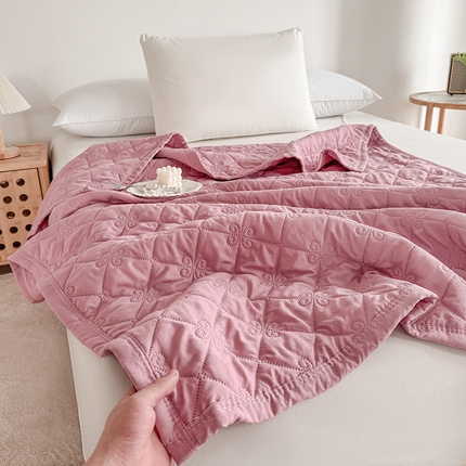 91家纺网 家纺一手货源 找家纺 2025新款亲肤舒适水洗棉夏被 水洗棉-粉紫