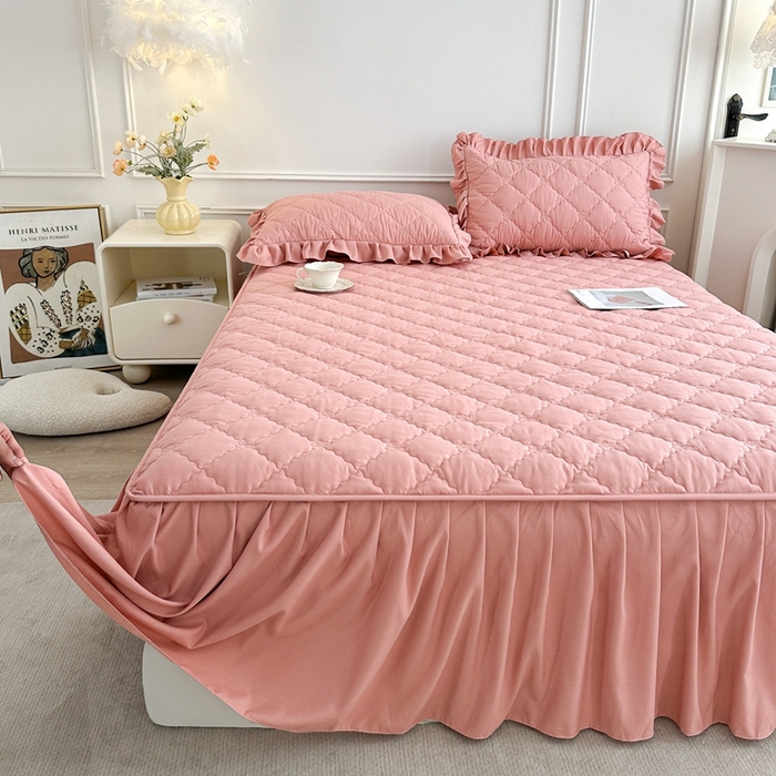 91家纺网 家纺一手货源 找家纺 2025新款蝴蝶飞飞系列 A类亲肤棉夹棉床笠式床裙四件套 豆沙