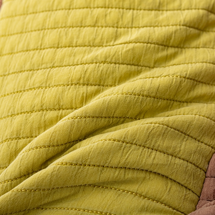 91家纺网 家纺一手货源 找家纺 萌番宝全荞麦壳枕芯全棉砂洗三维立体分区荞麦颈椎枕纯植物草本薰衣草枕头 黄+咖色