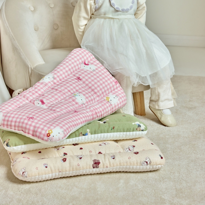 91家纺网 家纺一手货源 找家纺 （总）昕科 2025新款A类母婴级双感卡通亲子枕-全棉双层纱儿童枕学生凉感枕头羽丝棉成人颈椎枕芯